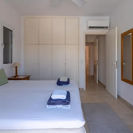 Tropical Paradise In Harbour Paphos, & Close To Apartman